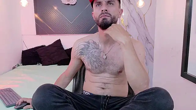 KingOfTemptation Live XXX Chat