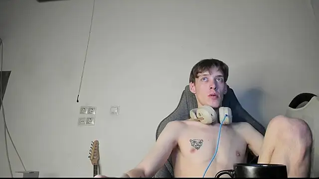 Živý XXX chat Holy_Master