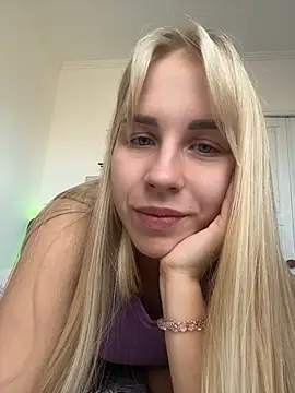 XXX chat uživo modela AriMiu