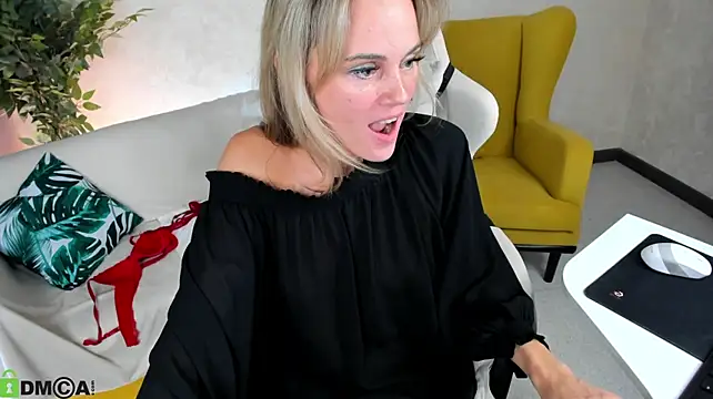 دردشة agatha_roose الجنسية المباشرة