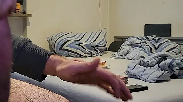 Alphapimmelchen live XXX chat