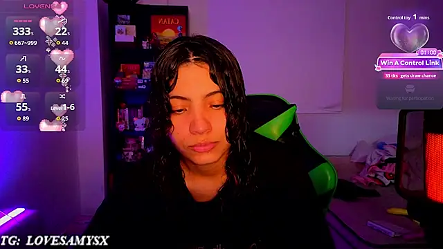 XXX chat uživo modela Lovelyamyy