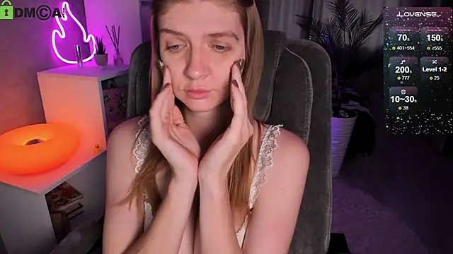 NudeNansy's Live XXX Chat