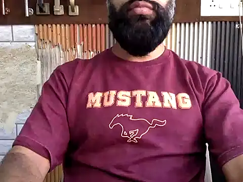 DirtyStepDaddy Adlı Modelin Canlı XXX Sohbeti