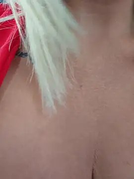 แชท XXX สดของ MILFBARBY