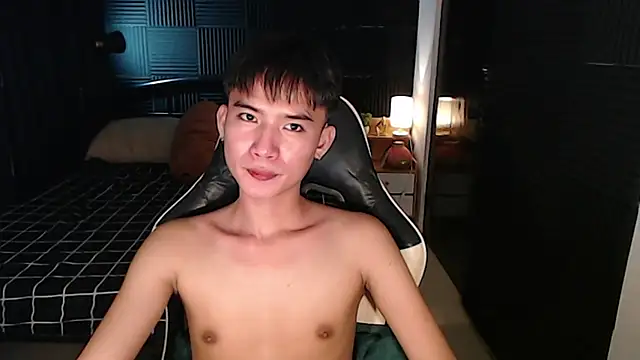XXX chat uživo modela asian_dai