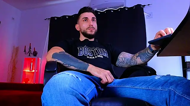 دردشة MightyAaron66 الجنسية المباشرة