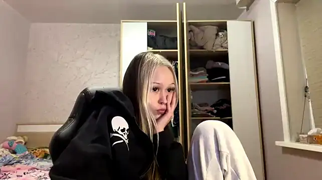 amenasweety XXX чат на живо