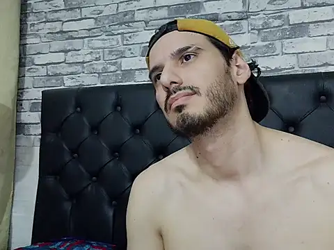 XXX chat uživo modela MrTyler667