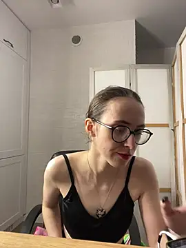 XXX chat uživo modela MartiniiSelenna