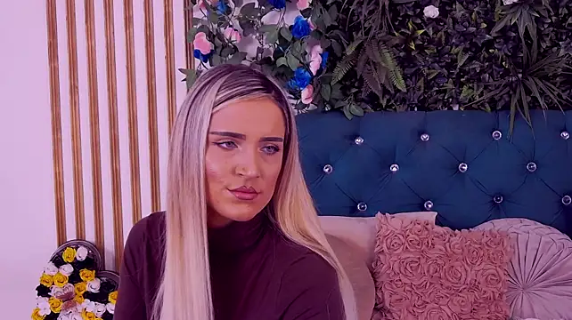 Chat XXX en directo de CherryMuse_
