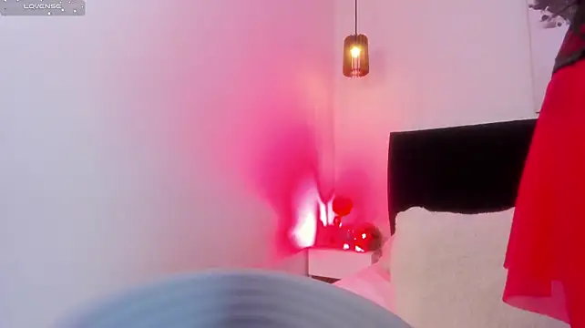 Živý XXX chat dolly_zoe