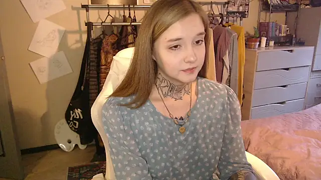 Taissa_Harmon Live XXX-chat