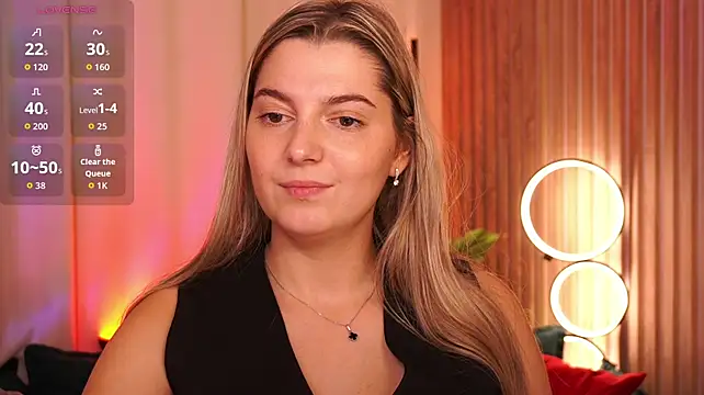 LucreciaStorm's Live XXX Chat