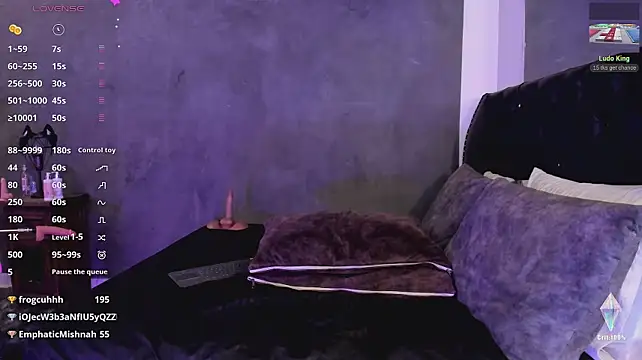 XXX chat uživo modela Vonnievaleri