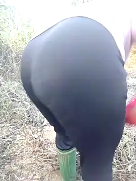XXX chat uživo modela SYA-BIG01