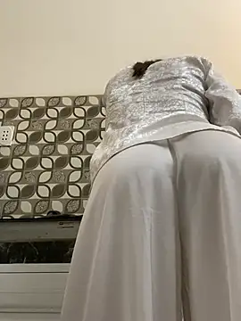 XXX chat uživo modela NINA2102