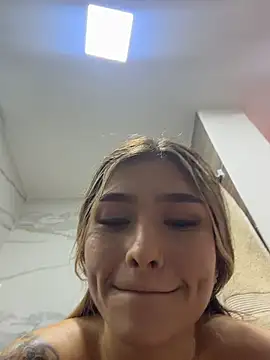 XXX chat uživo modela Ariannaa_1