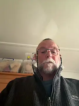Moonraker64 Live XXX-Chat
