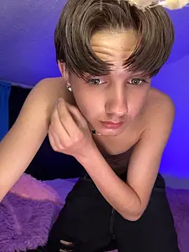 Helly_BOss7 Live XXX-Chat