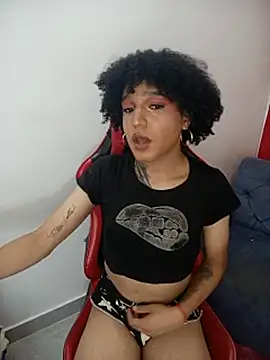 XXX chat uživo modela JOSSH_777