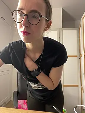XXX chat uživo modela MartiniiSelenna