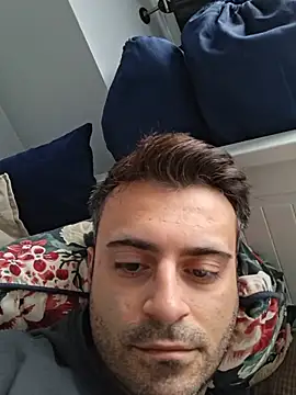Chatroom XXX en direct de HugeTurkishCock