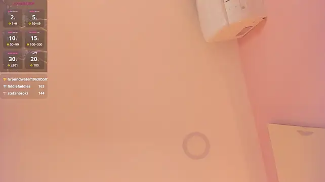 XXX chat uživo modela alana_gloow