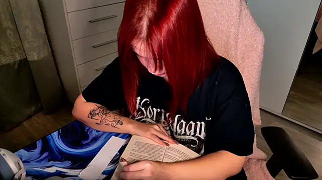XXX chat uživo modela ValBae