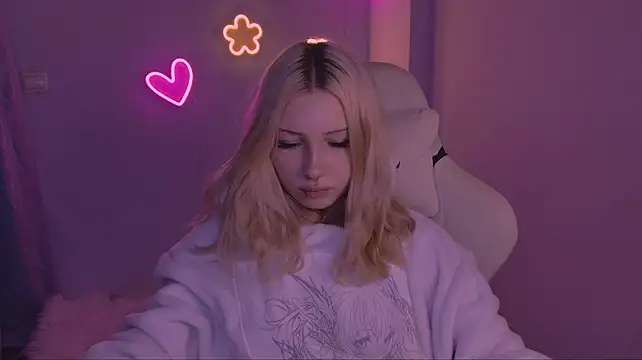 SashaQuin's Live XXX Chat