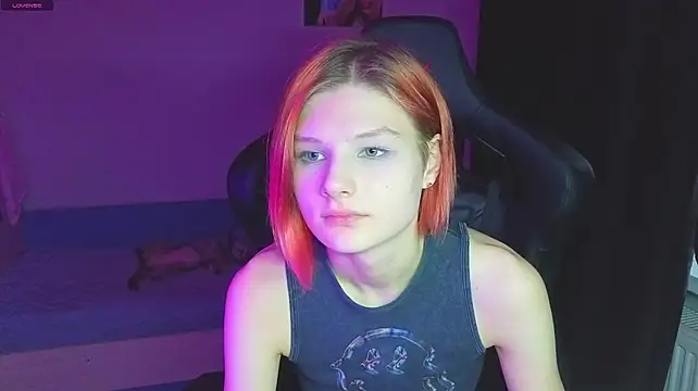 RaccoonPuff's Live XXX Chat
