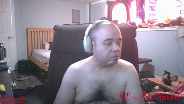 Nb1979's Live XXX Chat