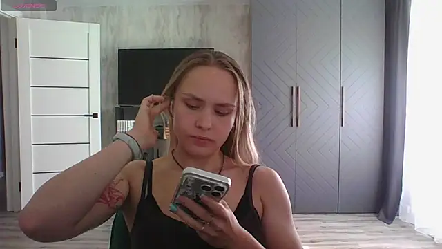 Annie_Cohn élő XXX-chatje