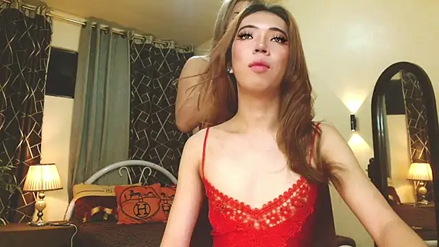 MissHella_'s Live XXX Chat