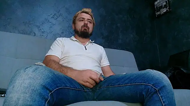 XXX chat uživo modela CLOUDYMarkWayne