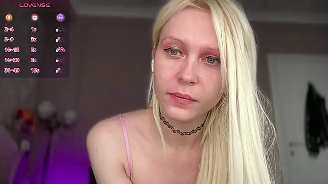 XXX chat uživo modela _evielle_