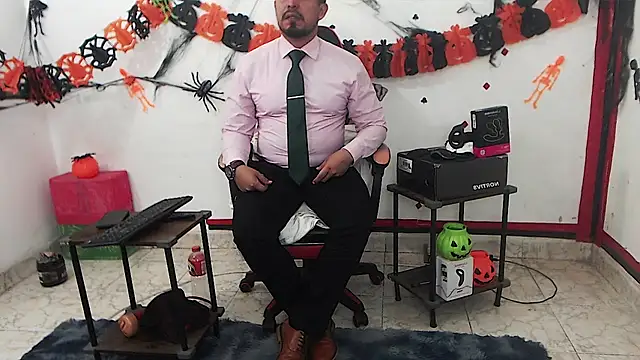 Chat XXX en directo de KalethBigDick
