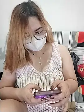 XXX chat uživo modela AsianMhiendy