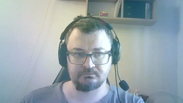 XXX chat uživo modela SirAbuser