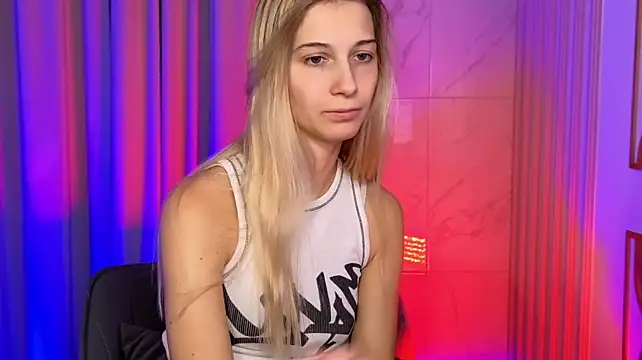 LauraPurr Chat XXX in diretta