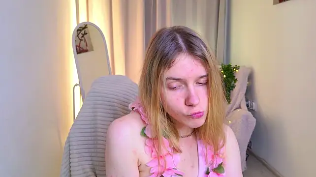MilanaRayy – Live XXX-chat