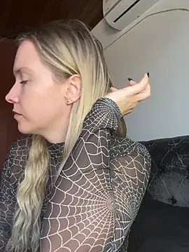 Ellie-rosee – Naživo XXX chat