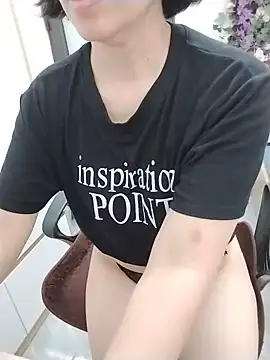 XXX chat uživo modela Mai_Syna121