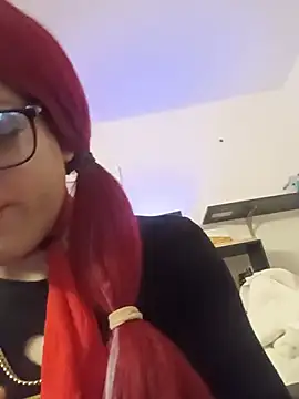 sissytrapdolly24のライブXXXチャット