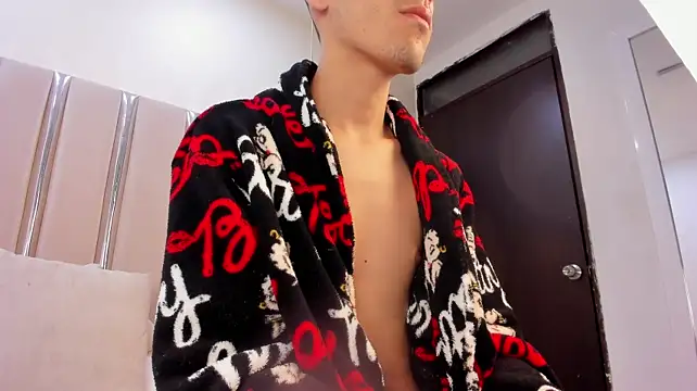 XXX chat uživo modela MaxLeons