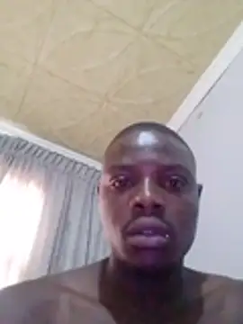 frank632 Show in webcam