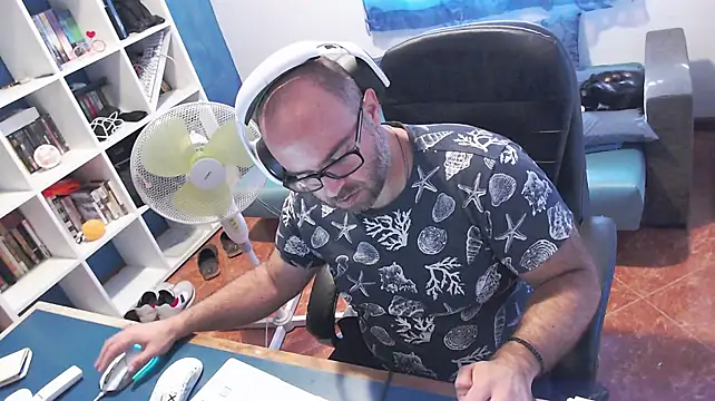 ravingr4d4 Chat XXX live