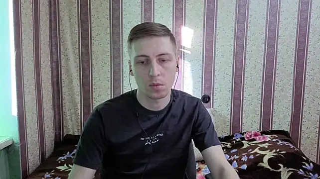 Darien_Brown: онлайн-секс-чат