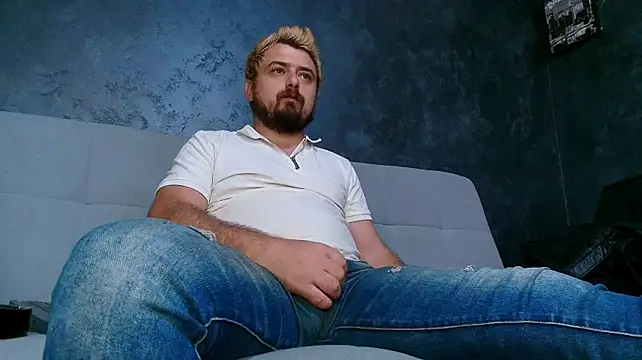Chatroom XXX en direct de CLOUDYMarkWayne