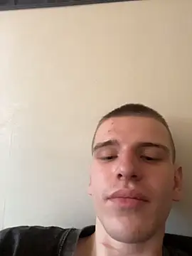 XXX chat uživo modela Lokim666